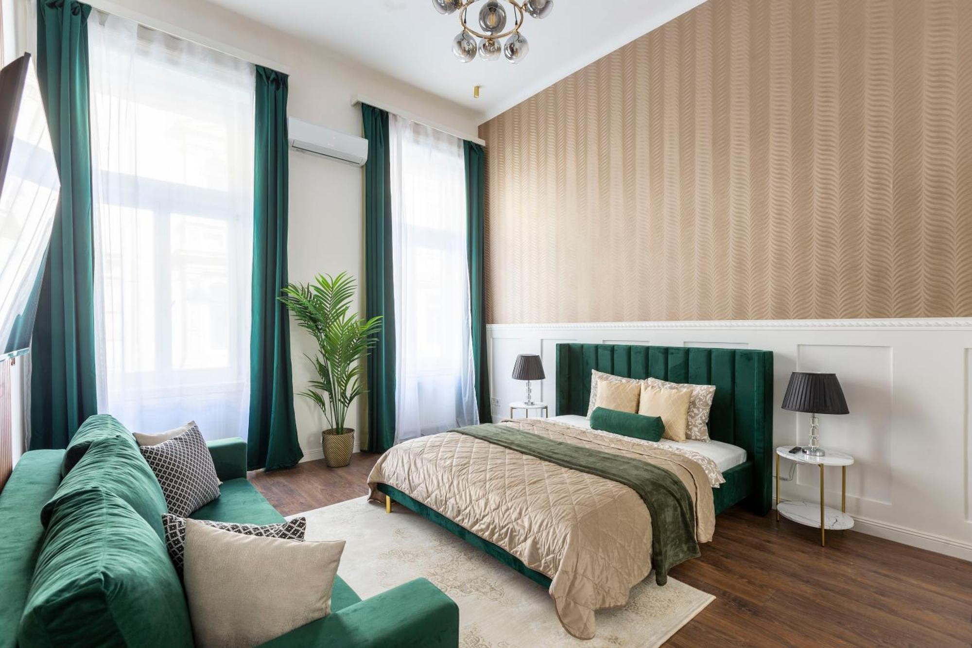 Luxurious Prestige Residence Next To The New York Cafe Budapest Exterior photo